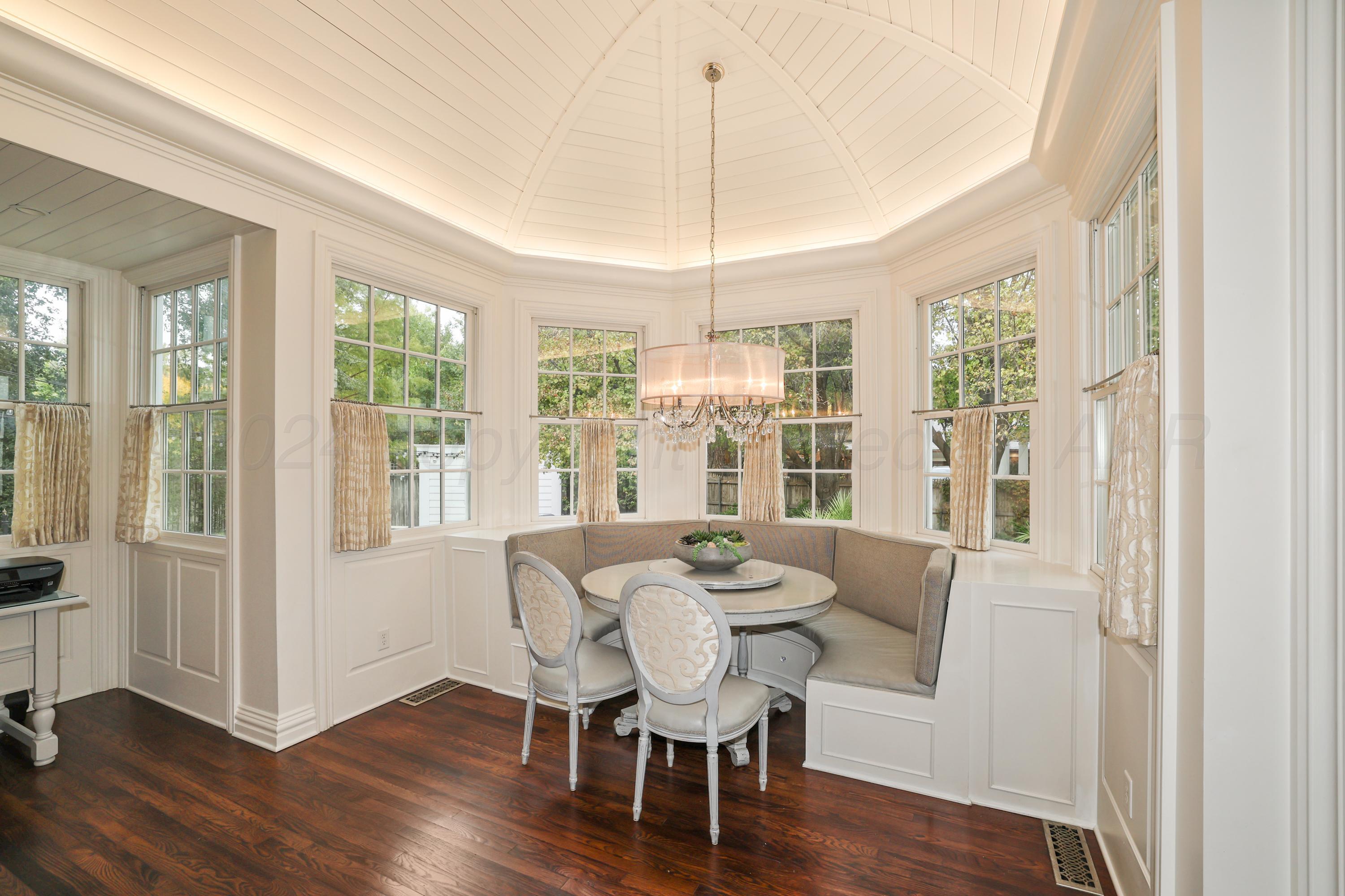 33 Oldham Circle Amarillo, TX 79109 - Photo 41 of 96 a view of a dining room with furniture window and wooden floor