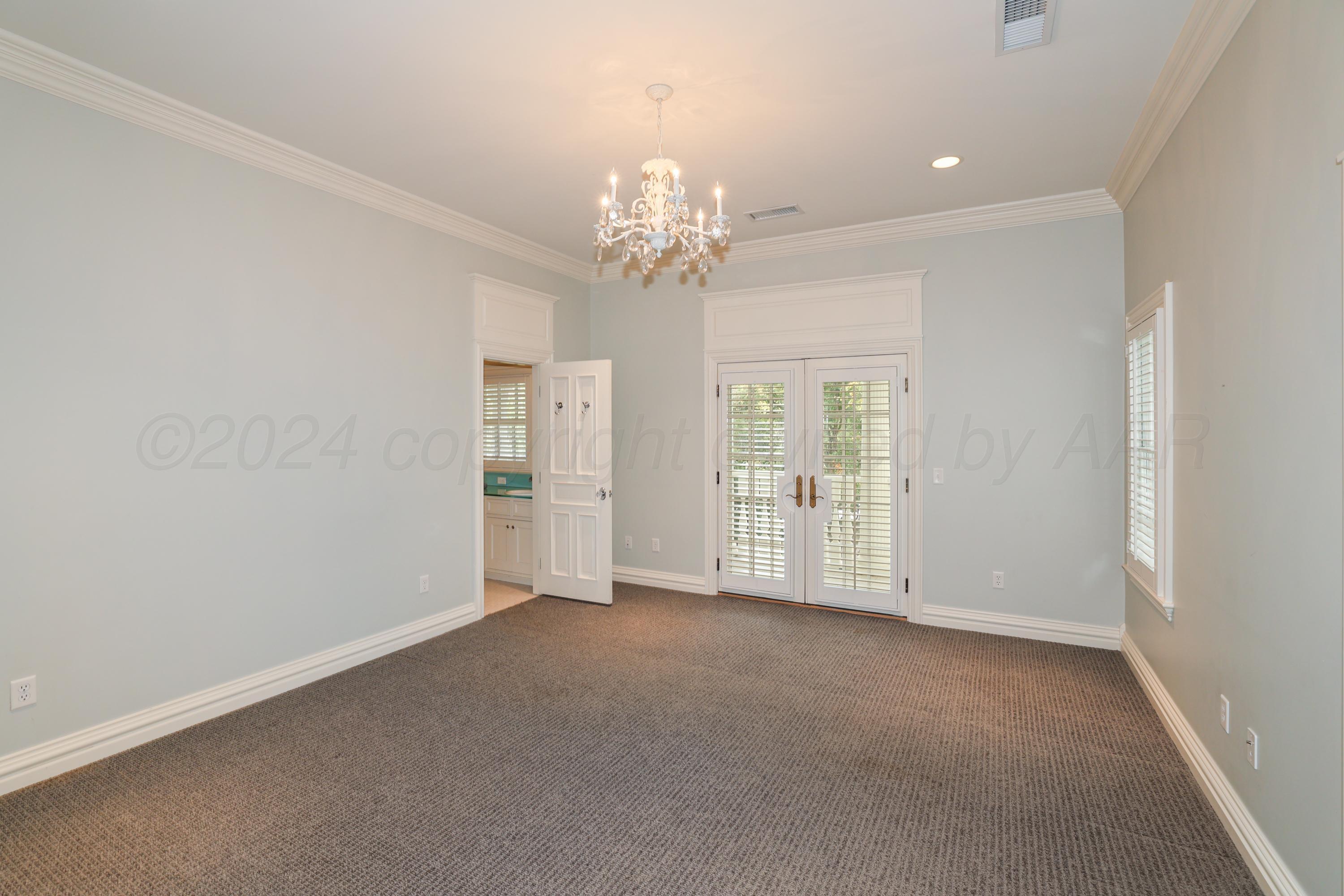 33 Oldham Circle Amarillo, TX 79109 - Photo 83 of 96 a view of an empty room with a window