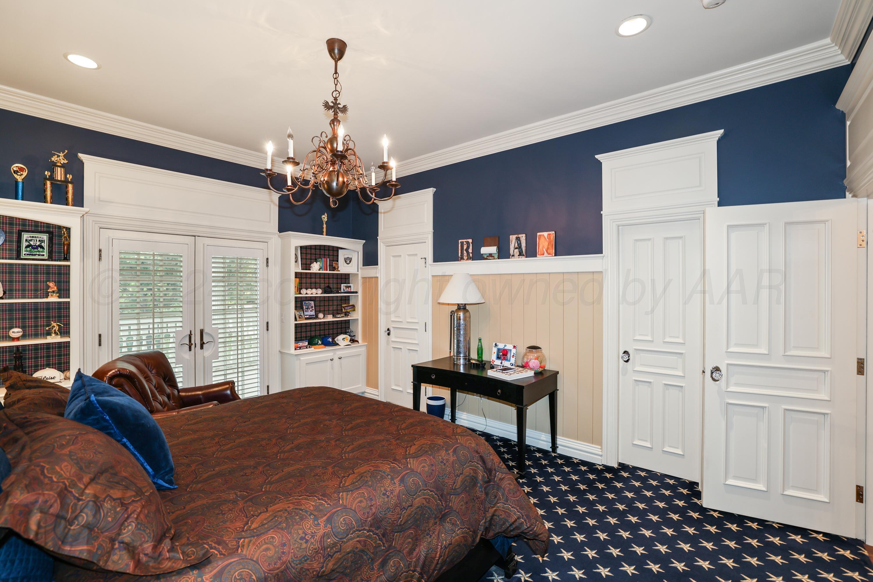 33 Oldham Circle Amarillo, TX 79109 - Photo 87 of 96 a bedroom with a bed dresser and a window