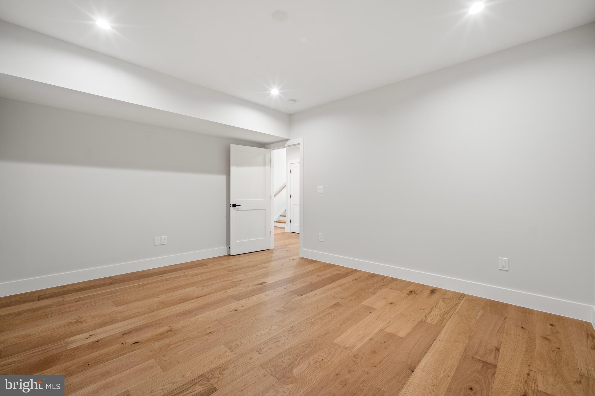8023 Lewinsville Road McLean, VA 22102 - Photo 60 of 70