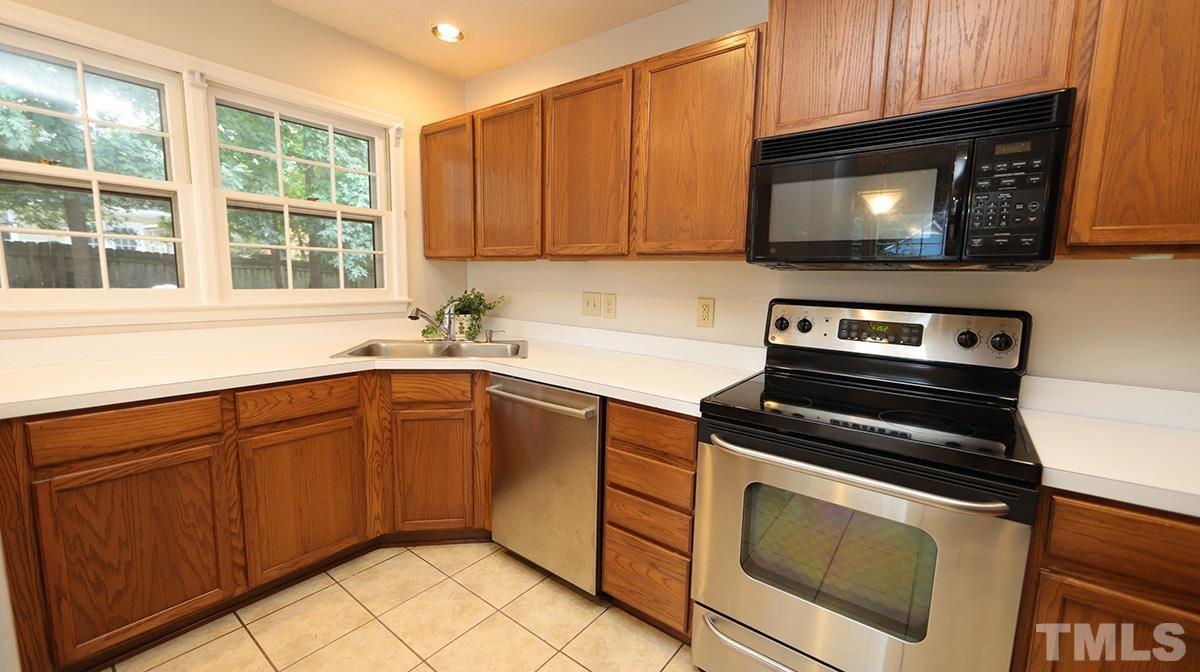 3640 Wickersham Way Raleigh, NC 27604 - Photo 9 of 18