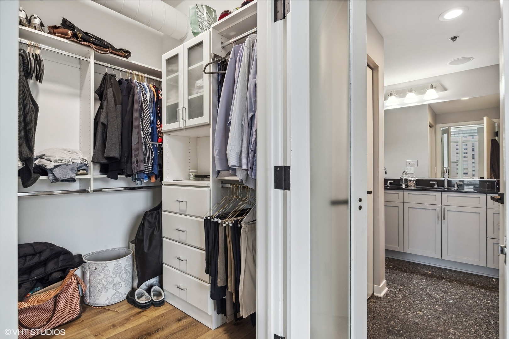 909 West Washington Boulevard, Unit 914 Chicago, IL 60607 - Photo 11 of 19