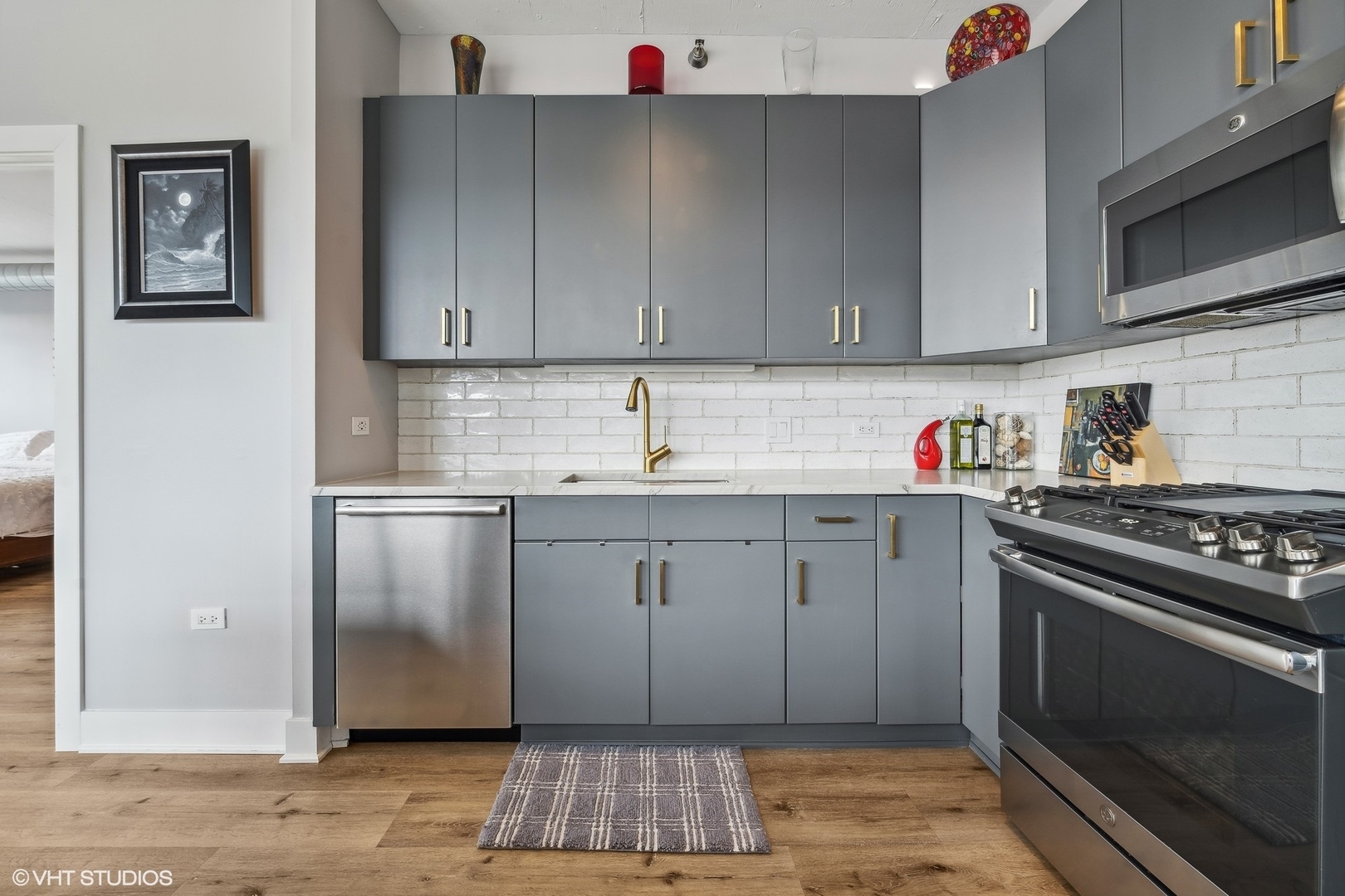 909 West Washington Boulevard, Unit 914 Chicago, IL 60607 - Photo 7 of 19