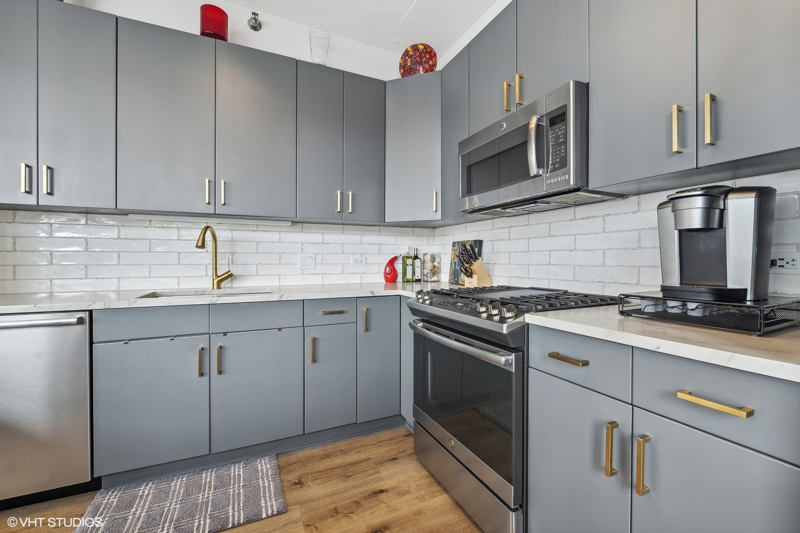 909 West Washington Boulevard, Unit 914 Chicago, IL 60607 - Photo 8 of 19