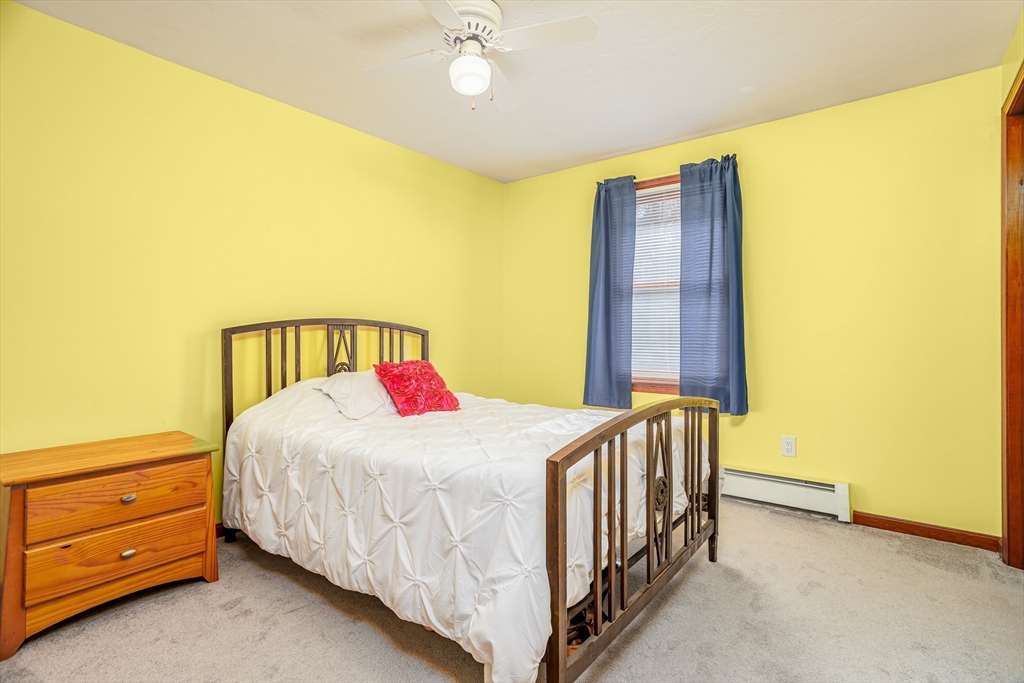 378 Rondeau Street Palmer, MA 01069 - Photo 12 of 31