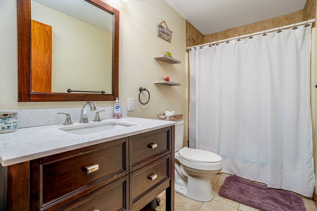 378 Rondeau Street Palmer, MA 01069 - Photo 19 of 31