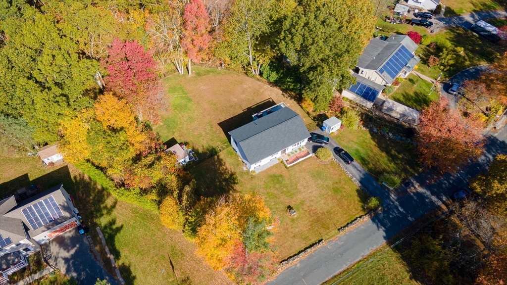 378 Rondeau Street Palmer, MA 01069 - Photo 2 of 31
