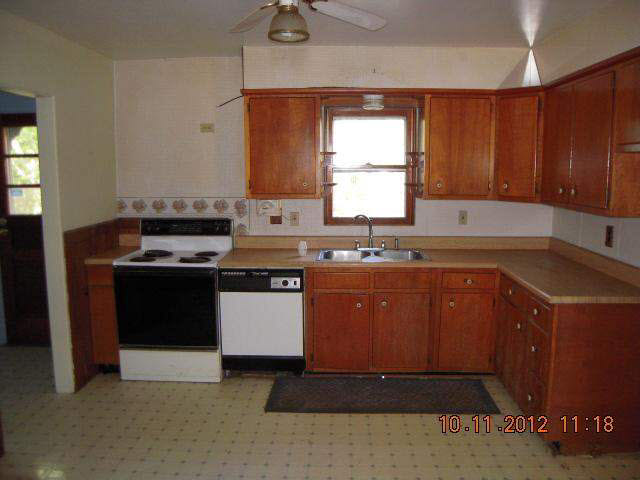 56285 Cedar Road Mishawaka, IN 46545 - Photo 9 of 17 Gallery Image 9