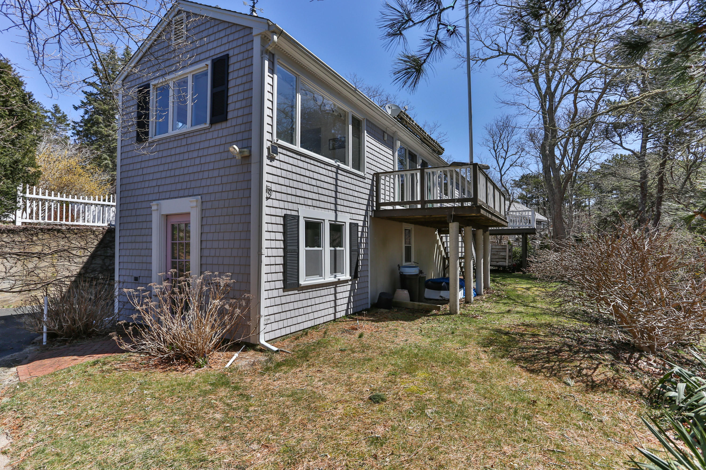 885 Queen Anne Road Harwich, MA 02645 - Photo 23 of 24 885QueLR-23