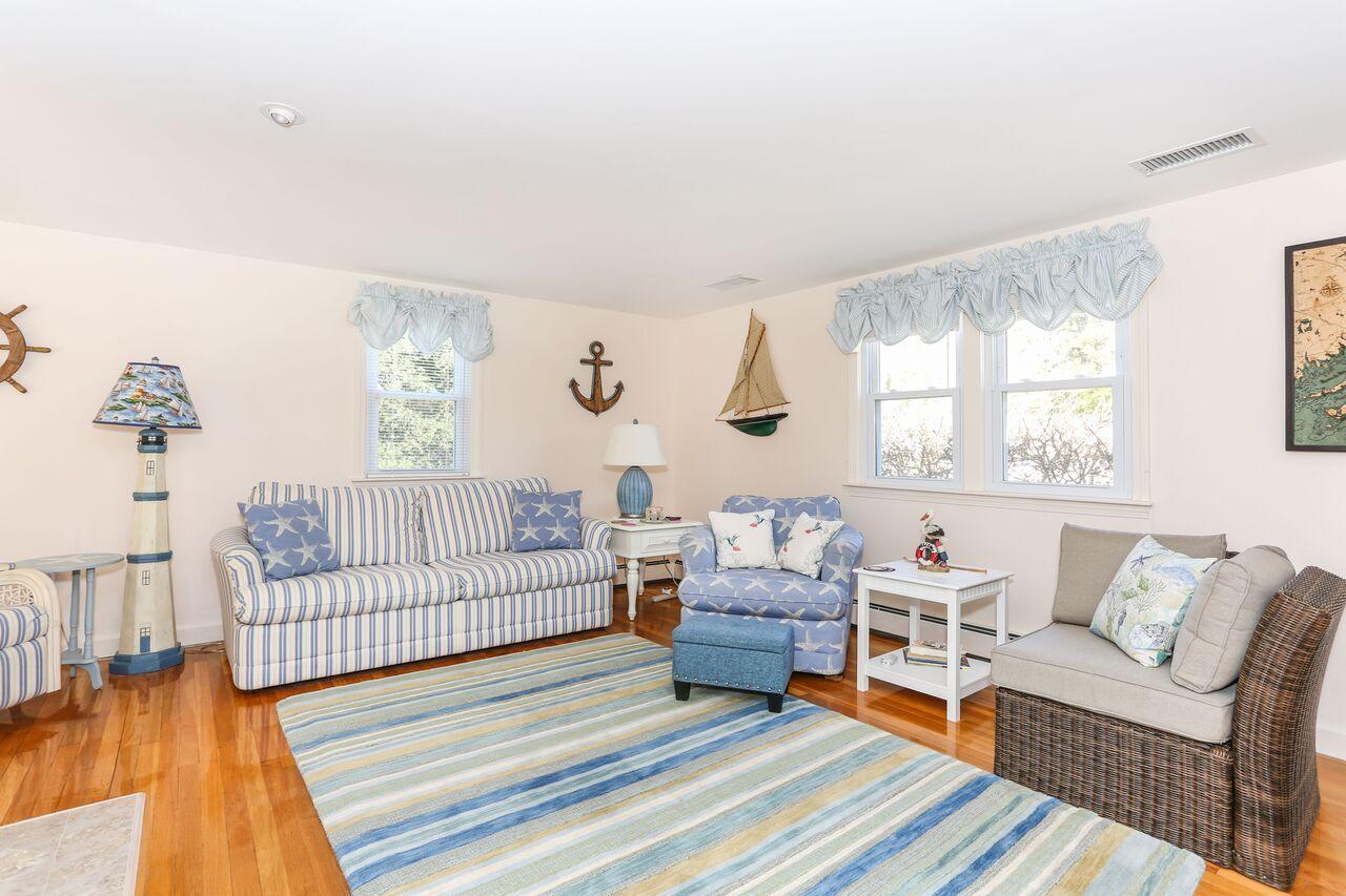 885 Queen Anne Road Harwich, MA 02645 - Photo 3 of 24 885QueLR-4_preview
