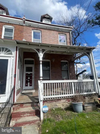 $1,550 | 7611 Ridge Avenue, Unit 2, Philadelphia, PA 19128