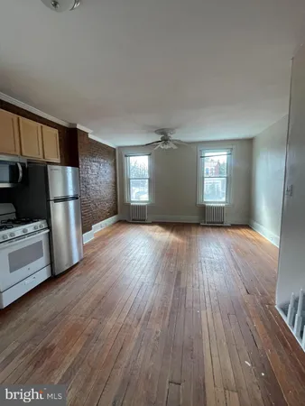 $1,550 | 7611 Ridge Avenue, Unit 2, Philadelphia, PA 19128