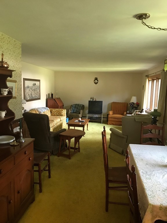 50 Shaker Road Westfield, MA 01085 - Photo 7 of 19 Gallery Image 7
