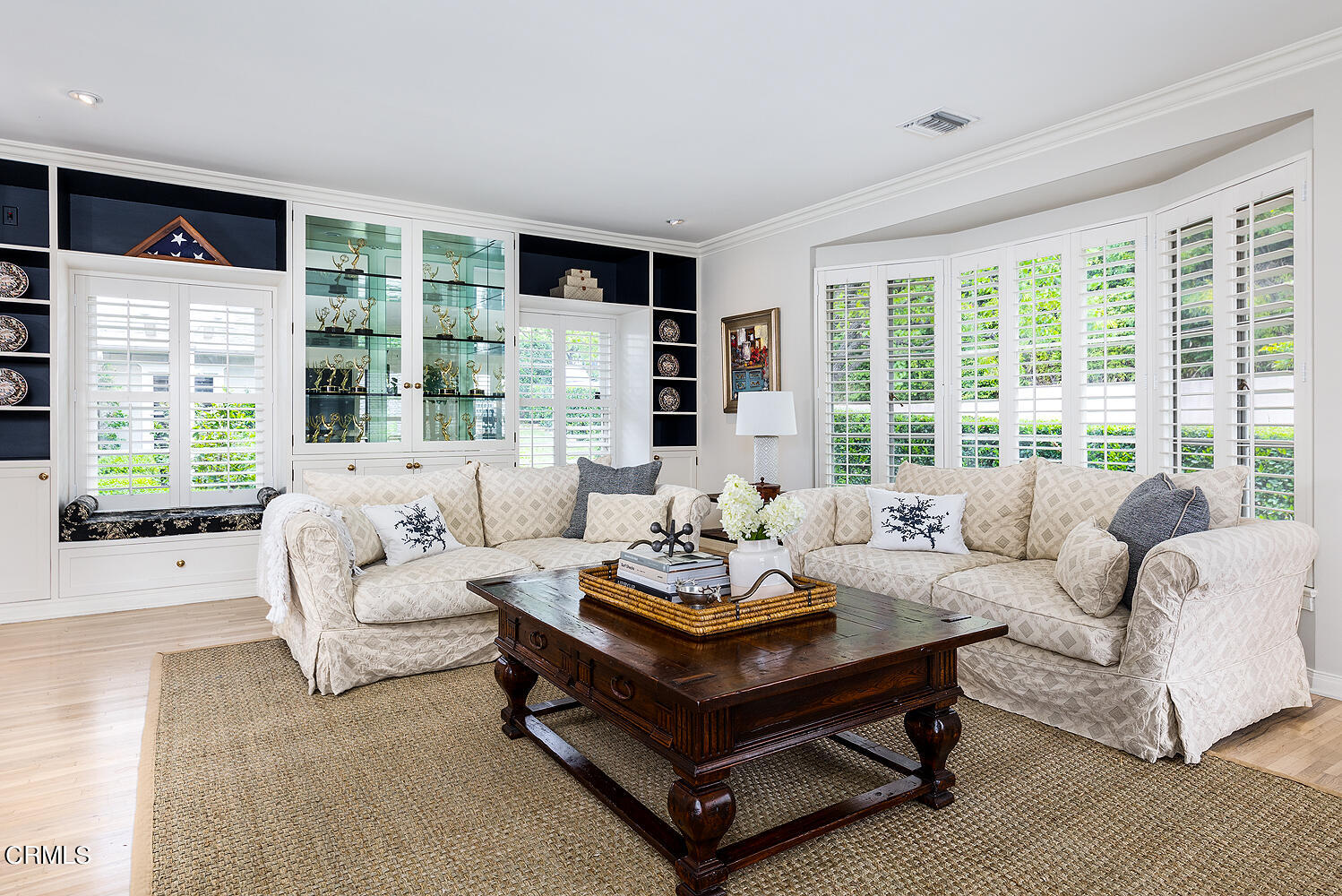 780 Huntington Circle Pasadena, CA 91106 - Photo 16 of 55 a living room with furniture and large windows