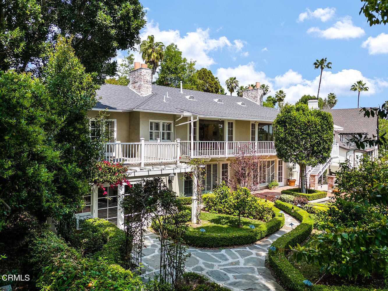 780 Huntington Circle Pasadena, CA 91106 - Photo 49 of 55 front view of a house with a yard