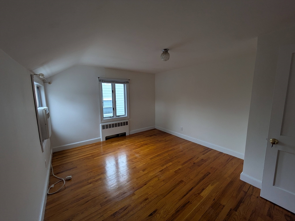 16 Nathaniel Road Winchester, MA 01890 - Photo 7 of 9