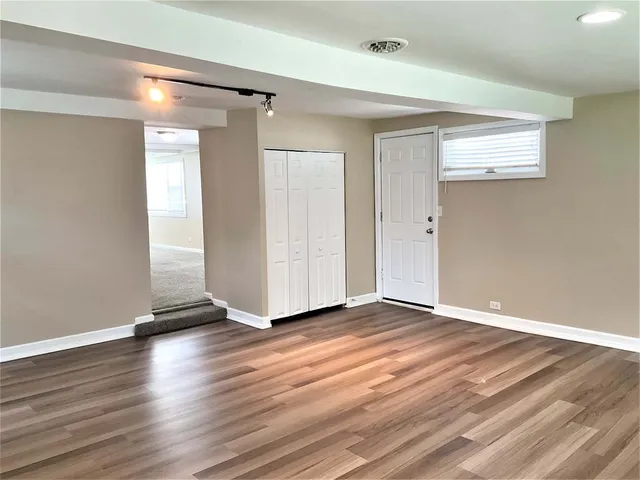 $2,795 | 4949 Paxton Road, Oak Lawn, IL 60453