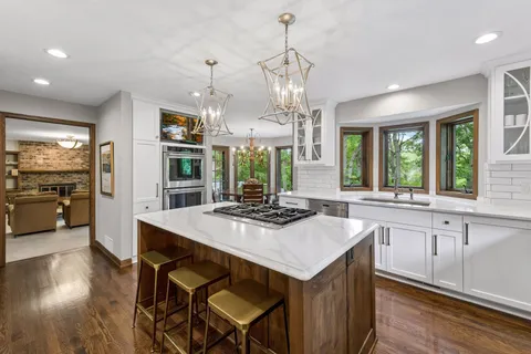 $650,000 | 7885 133rd Street West, Apple Valley, MN 55124
