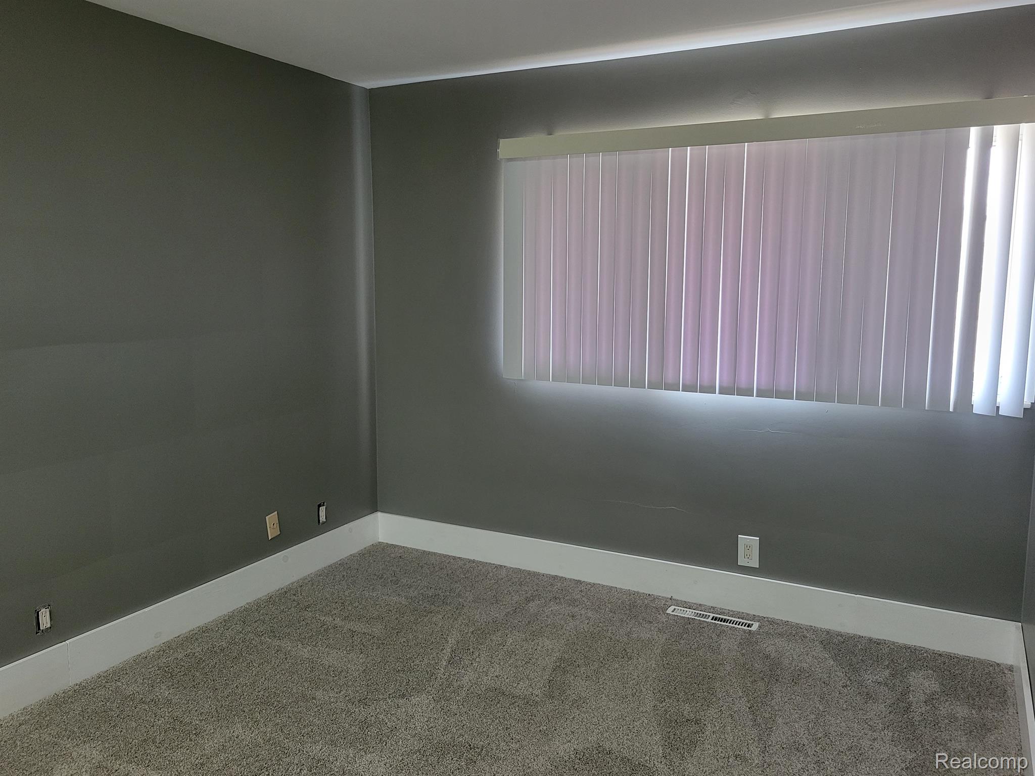 3211 Shannon Road Burton, MI 48529 - Photo 12 of 17 Gallery Image 12