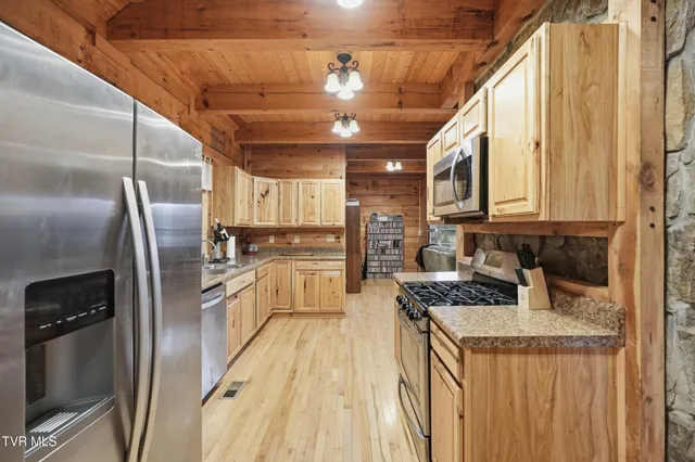 $510,000 | 274 Flat Ridge Road, Troutdale, VA 24378