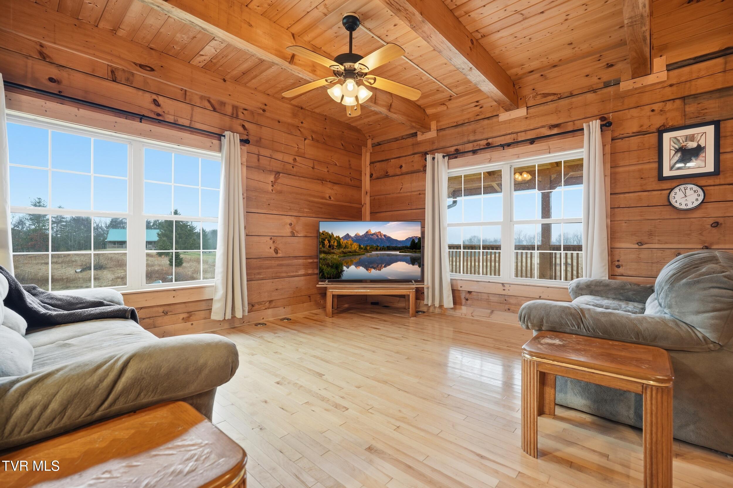 274 Flat Ridge Road Troutdale, VA 24378 - Photo 15 of 44 16_dsc07039