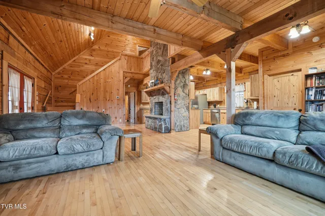 $510,000 | 274 Flat Ridge Road, Troutdale, VA 24378