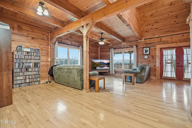 $510,000 | 274 Flat Ridge Road, Troutdale, VA 24378