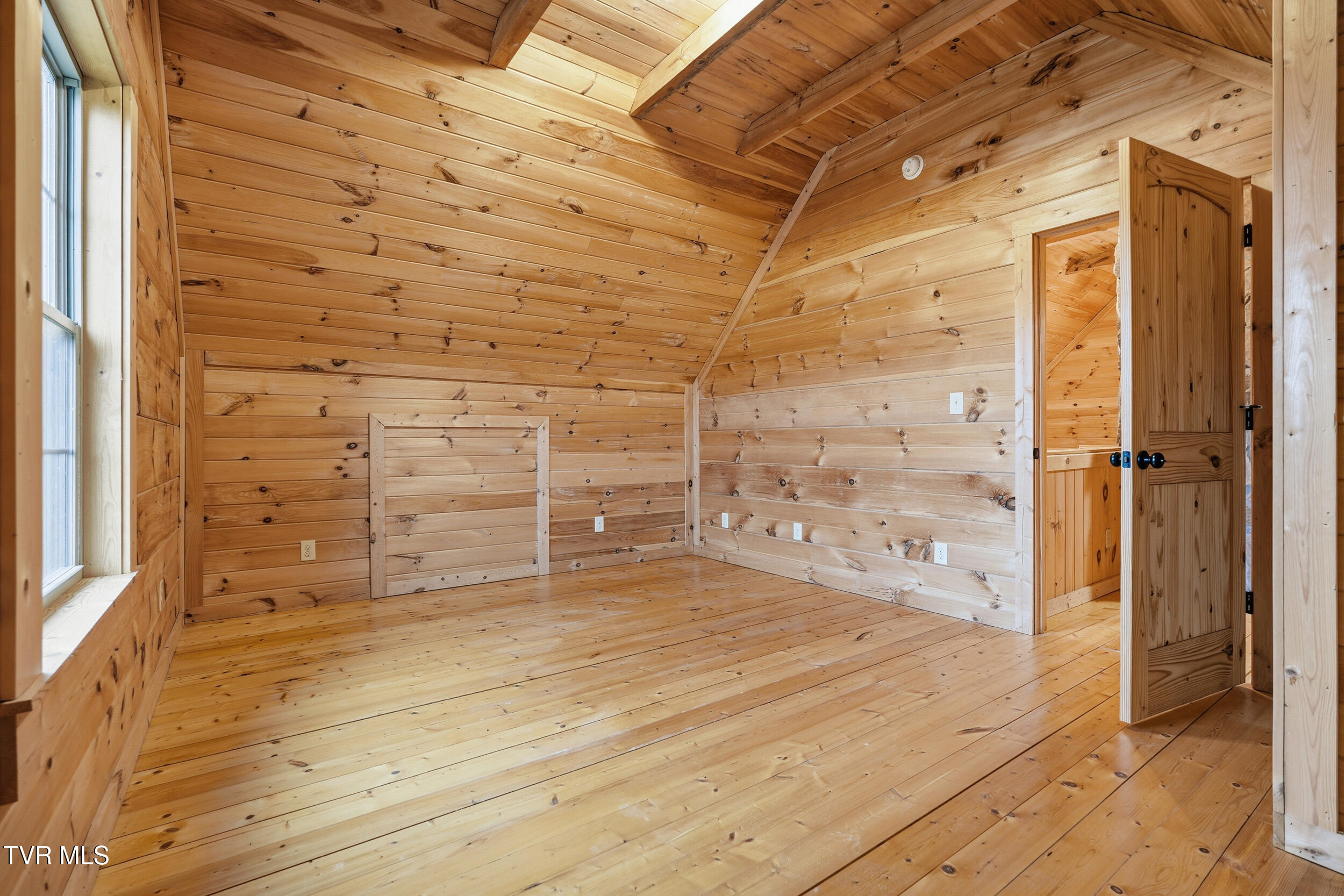 274 Flat Ridge Road Troutdale, VA 24378 - Photo 26 of 44 25_dsc07075