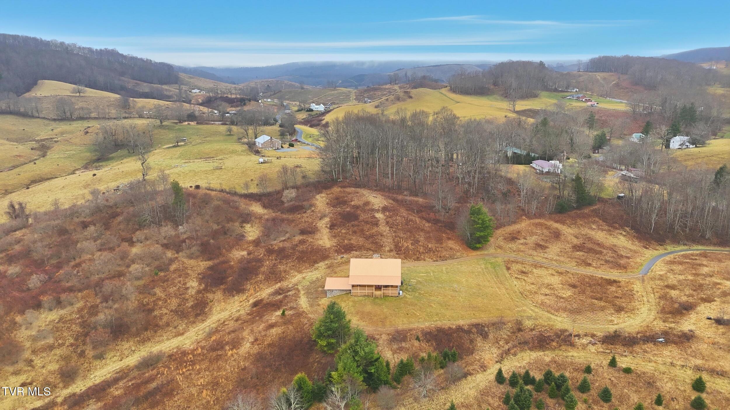 274 Flat Ridge Road Troutdale, VA 24378 - Photo 39 of 44 38_dji_20251226125059_0171_d_autoremove_