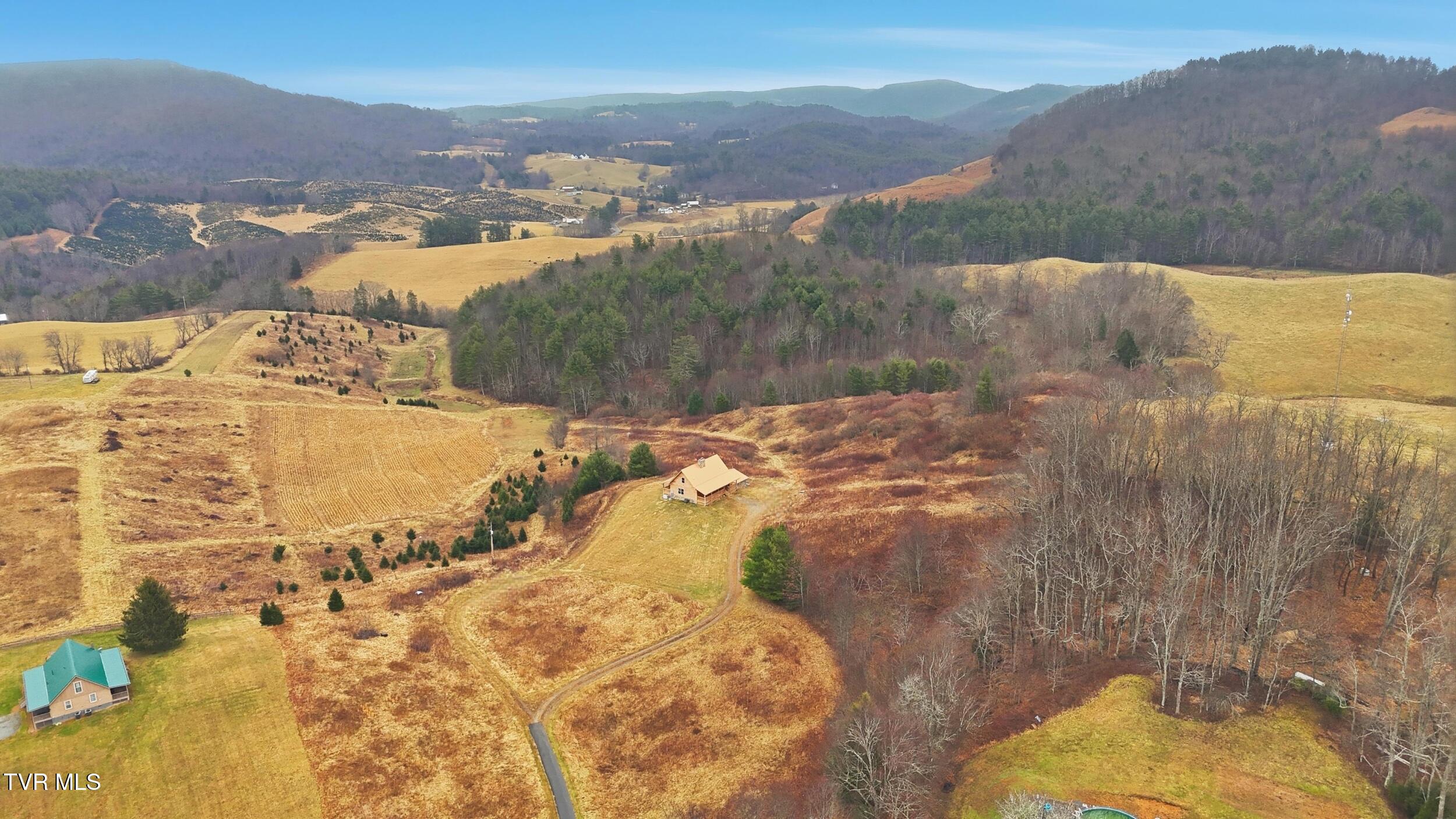 274 Flat Ridge Road Troutdale, VA 24378 - Photo 43 of 44 42_dji_20251226125303_0176_d_autoremove_