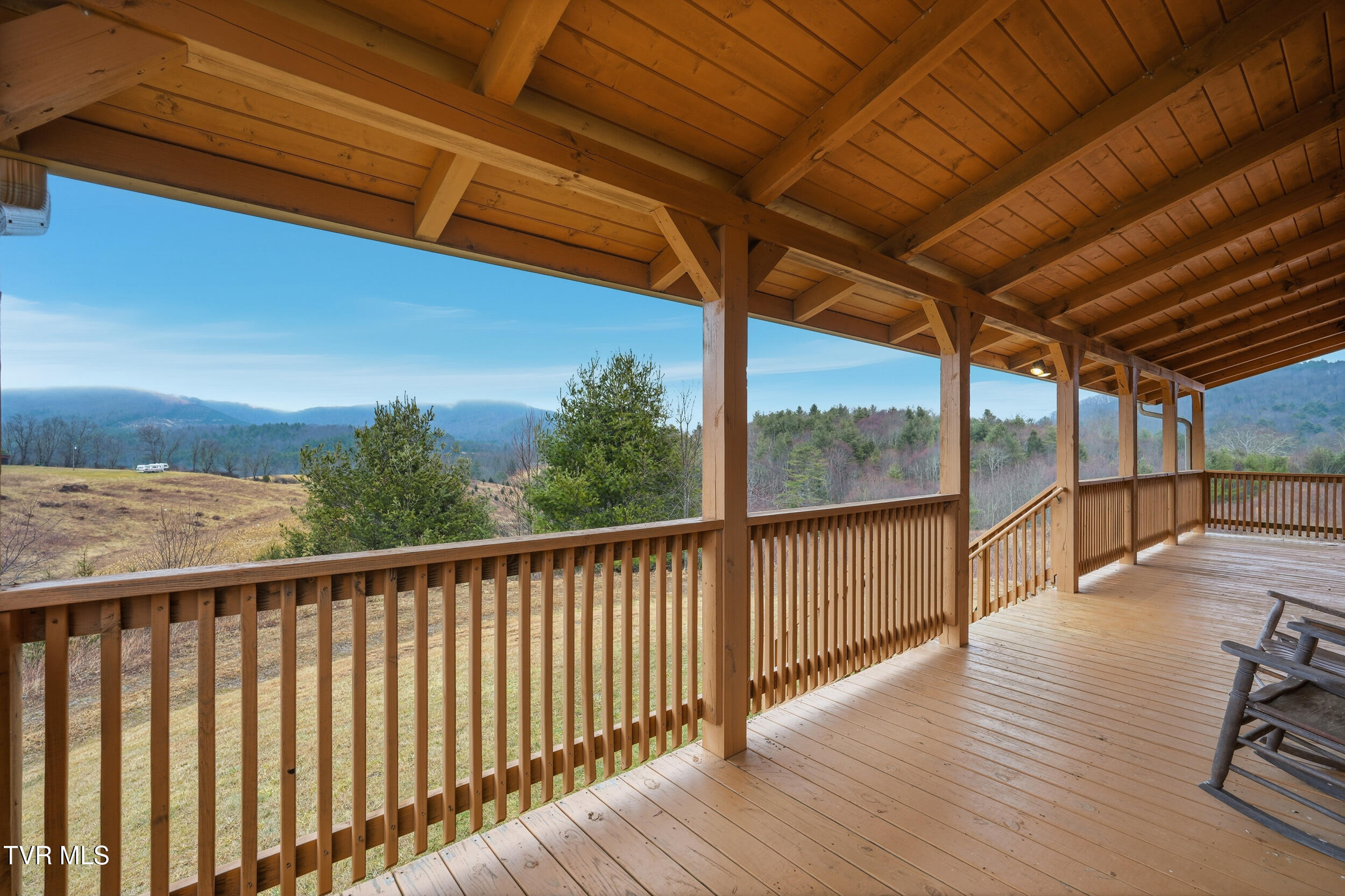 274 Flat Ridge Road Troutdale, VA 24378 - Photo 6 of 44 6_dsc07117