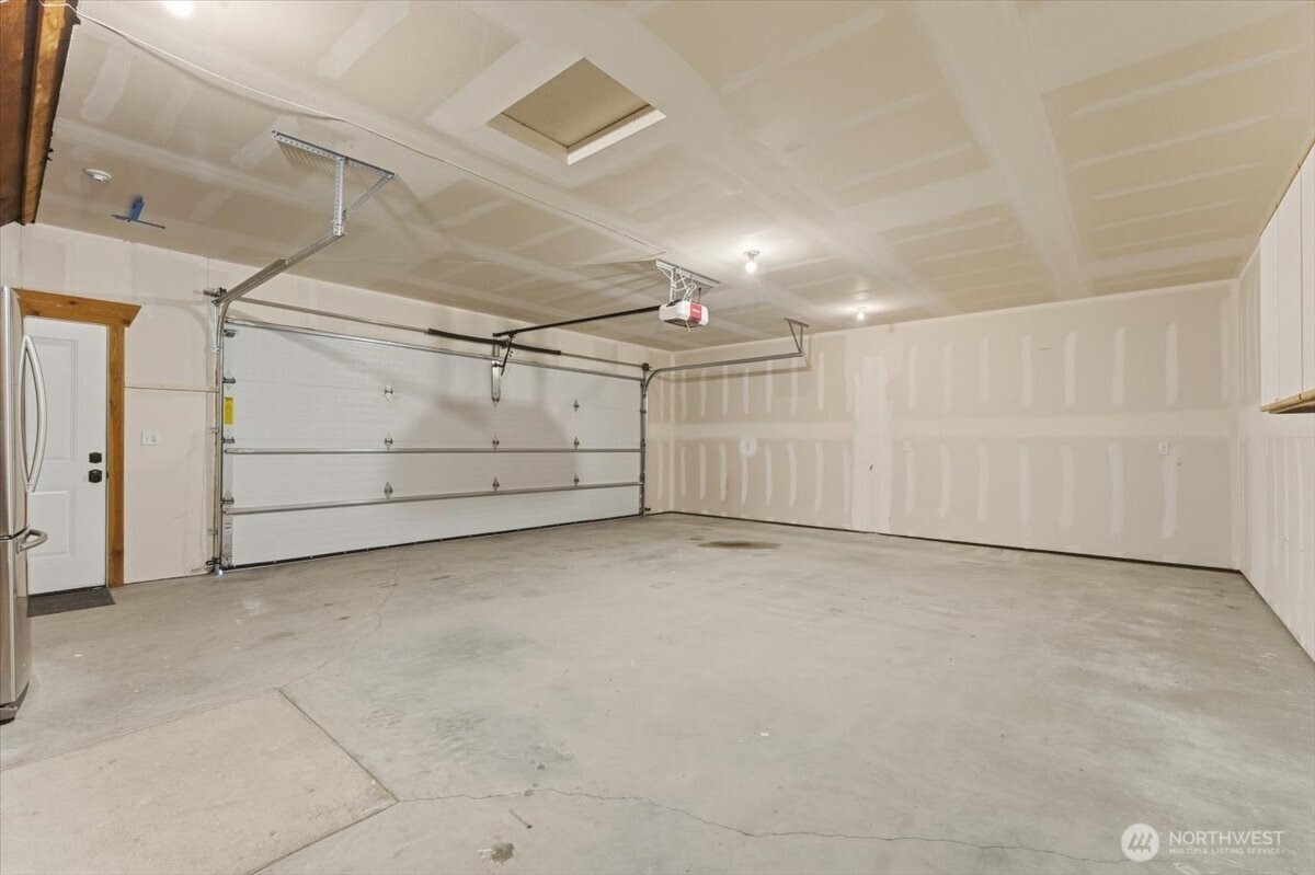 2250 First Crk Road Chelan, WA 98816 - Photo 34 of 39 a view of a garage
