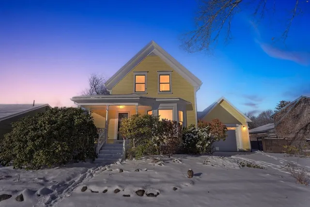 $425,000 | 35 Carleton Avenue, Brockton, MA 02301