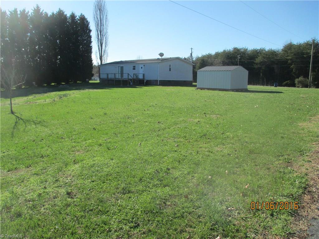 151 Wimbish Road Eden, NC 27288 - Photo 4 of 15 Gallery Image 4