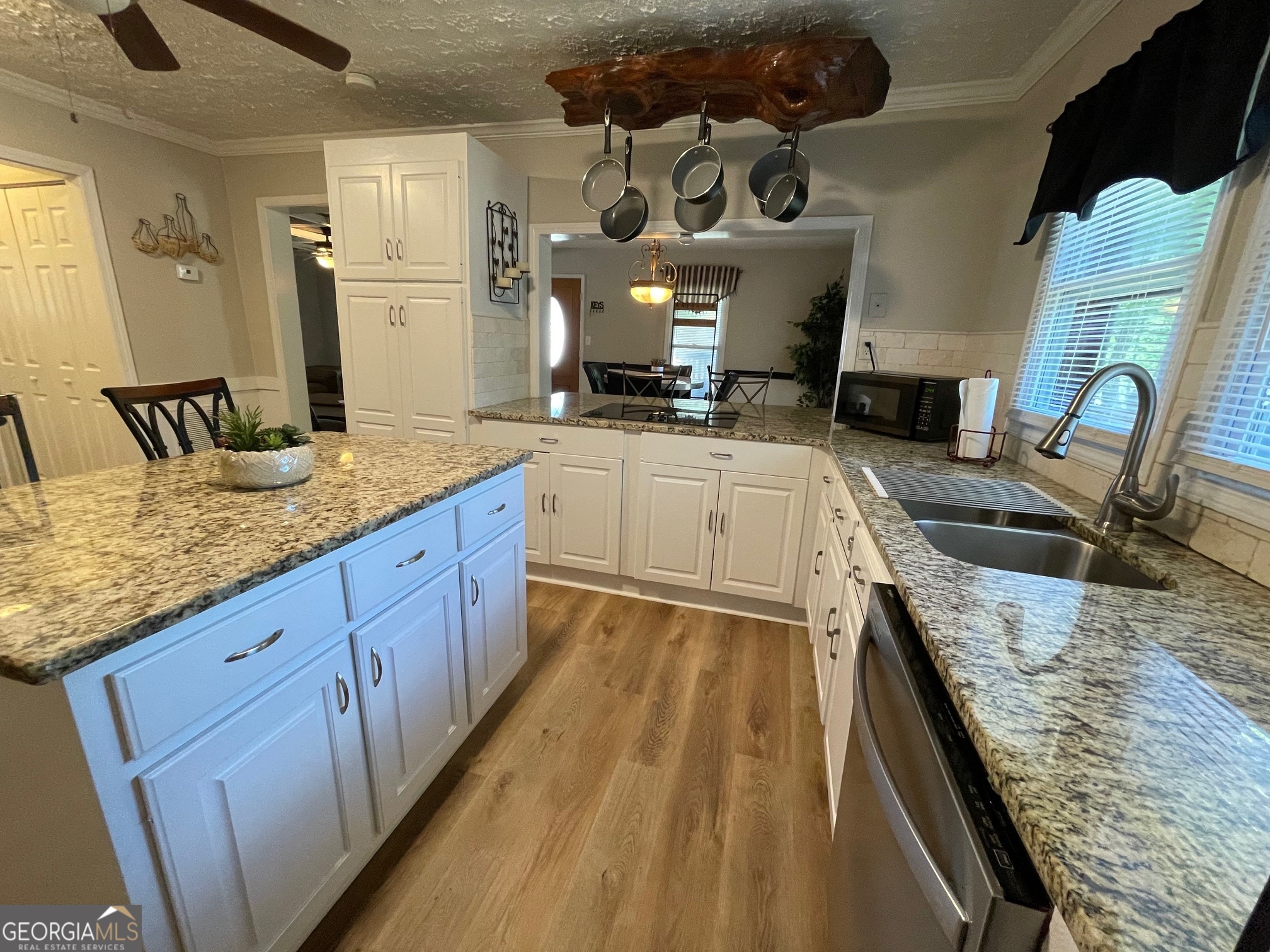 3442 Camp Branch Road Buford, GA 30519 - Photo 7 of 56