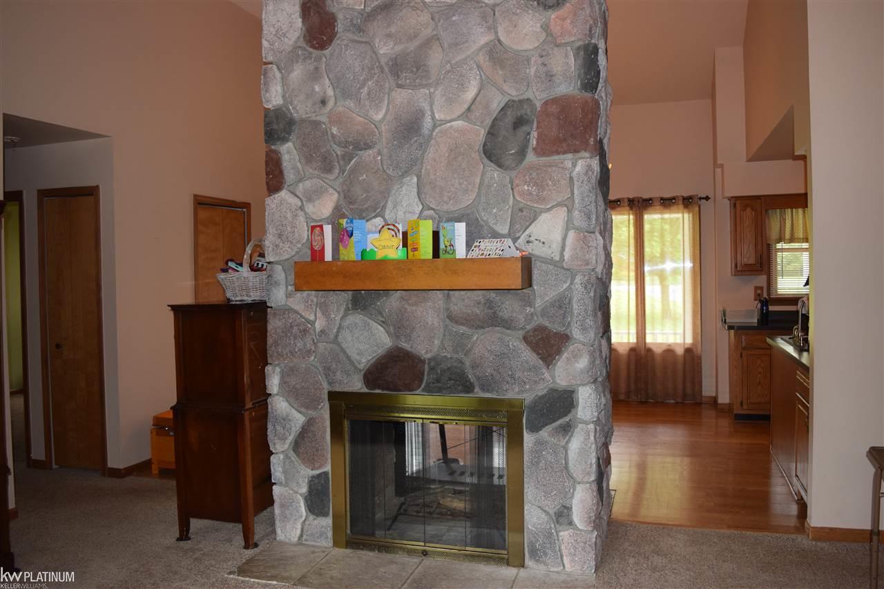 9171 Stone Road Algonac, MI 48001 - Photo 5 of 12