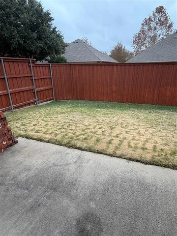 $2,950 | 11821 Stephenville Drive, Frisco, TX 75035