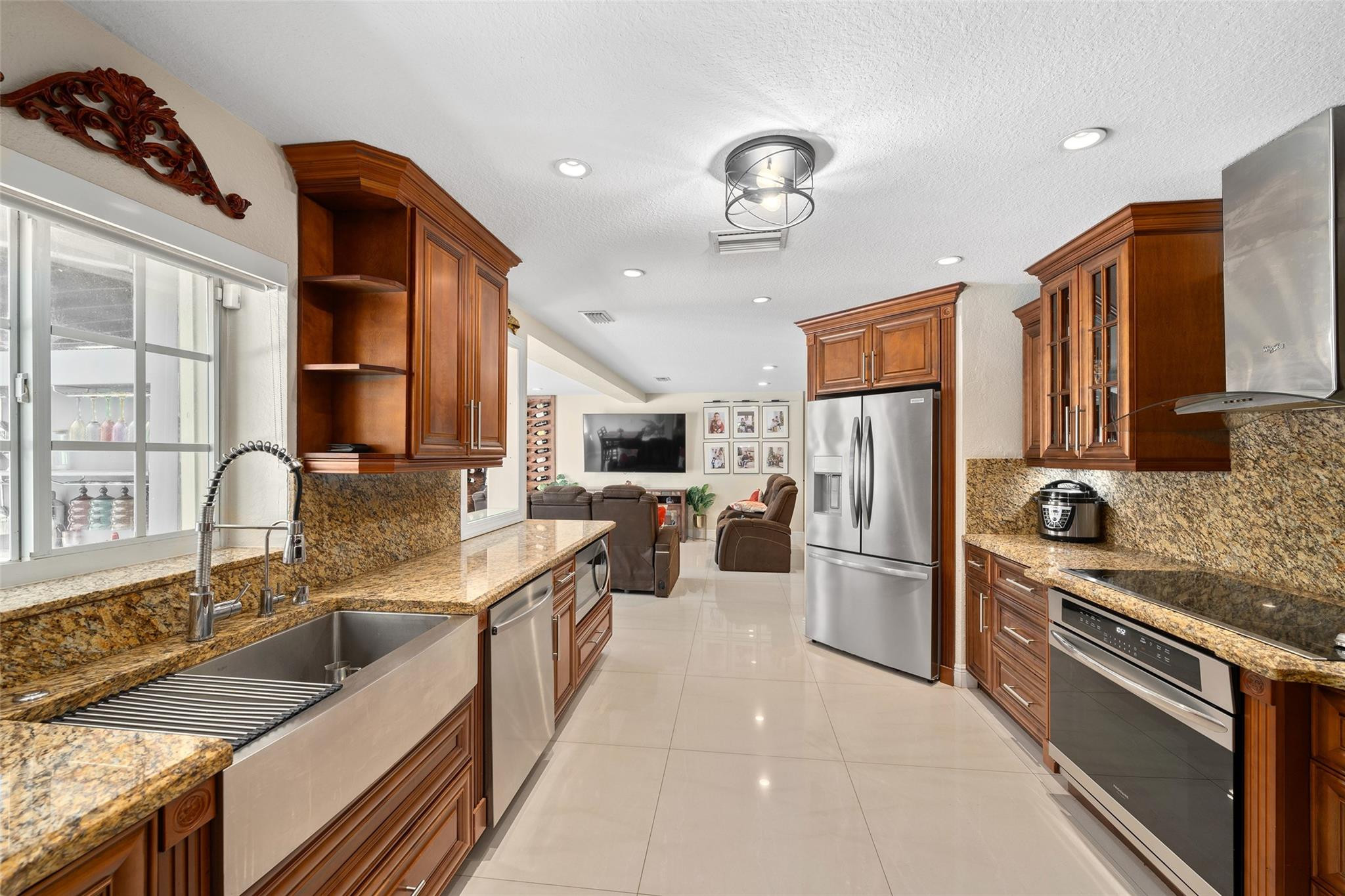 20127 Southwest 54th Place Southwest Ranches, FL 33332 - Photo 12 of 49 Photo 12