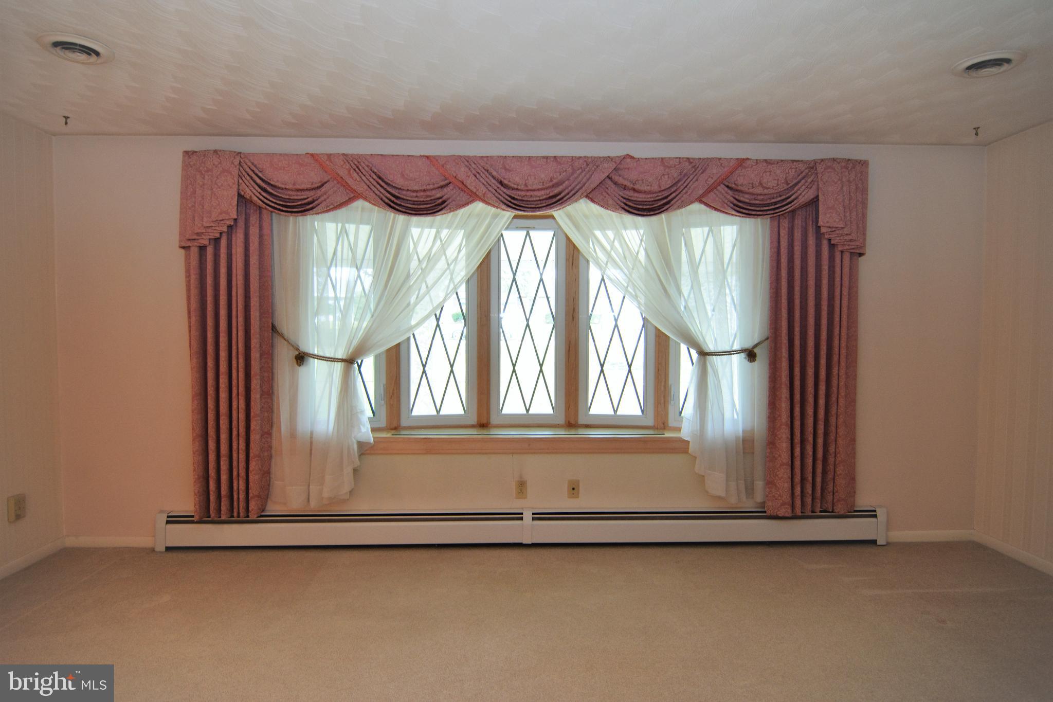 100 Edward Road York, PA 17403 - Photo 6 of 66