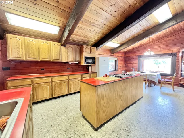 $369,000 | 530 Riverside Drive, Burns, OR 97720