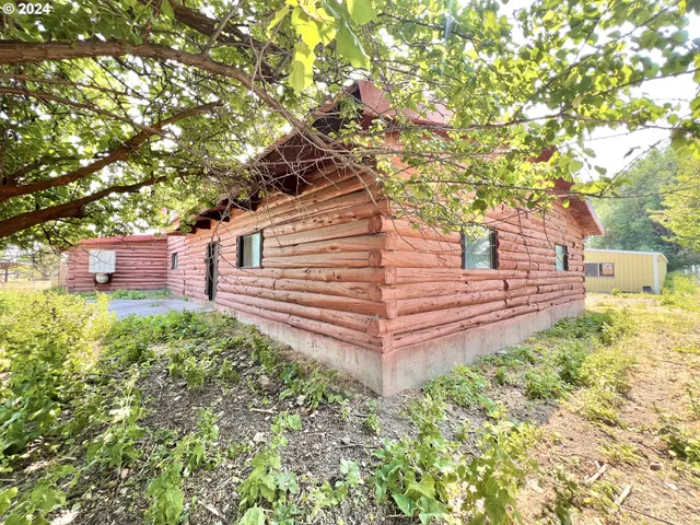 $369,000 | 530 Riverside Drive, Burns, OR 97720