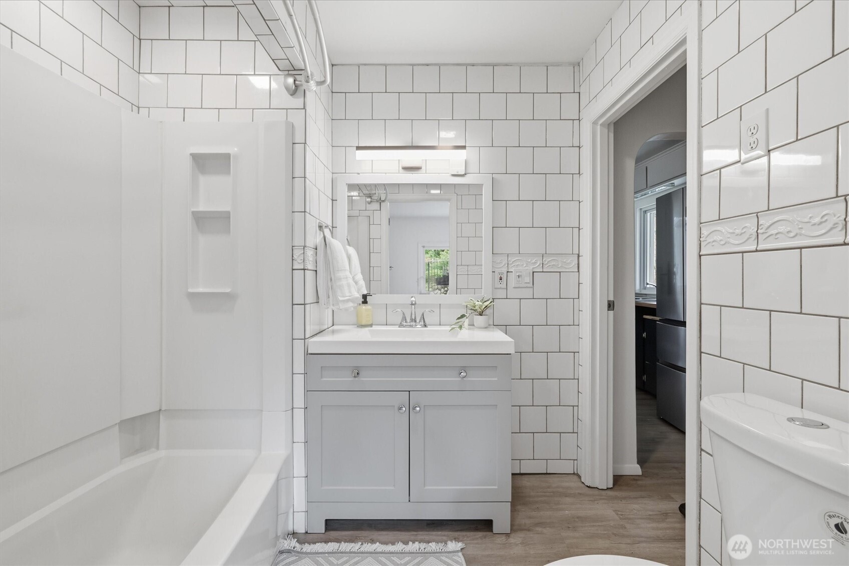 1027 South 124th Street Seattle, WA 98168 - Photo 17 of 39