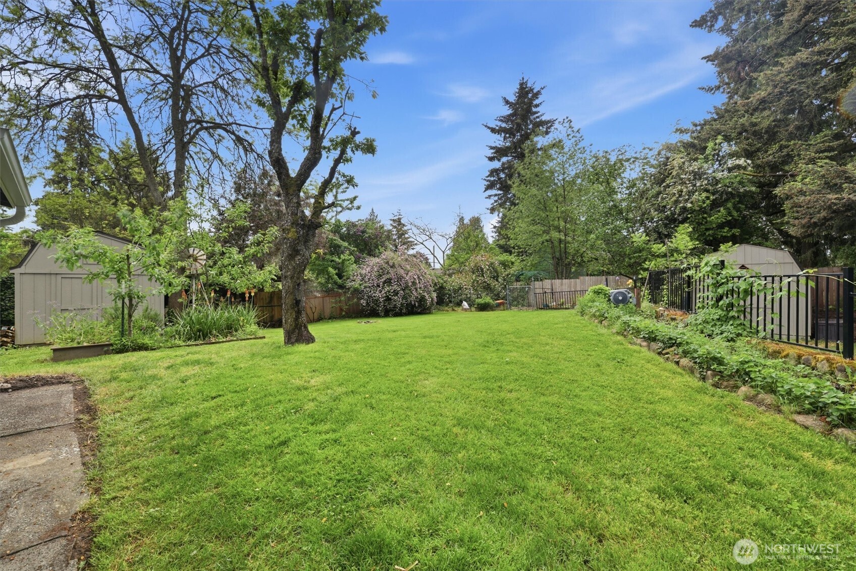 1027 South 124th Street Seattle, WA 98168 - Photo 22 of 39
