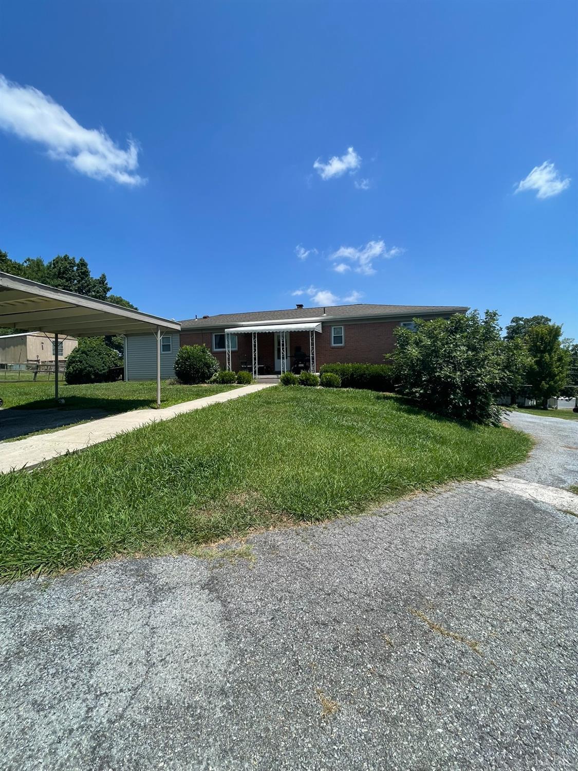 2198 Old Rustburg Road Lynchburg, VA 24501 - Photo 3 of 42