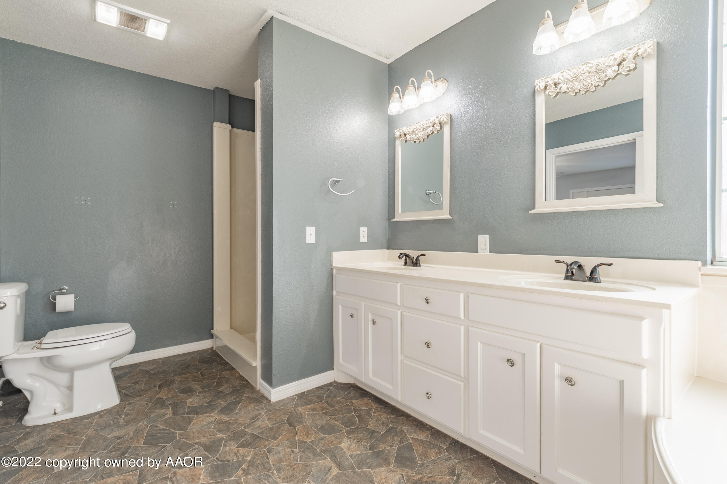 3420 Bristol Road Amarillo, TX 79109 - Photo 13 of 30 master bathroom 2