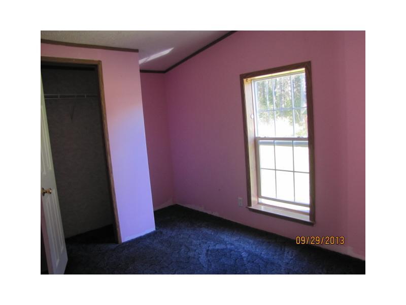 116 Vanner Road Washington, ME 04574 - Photo 15 of 19 Bathroom.