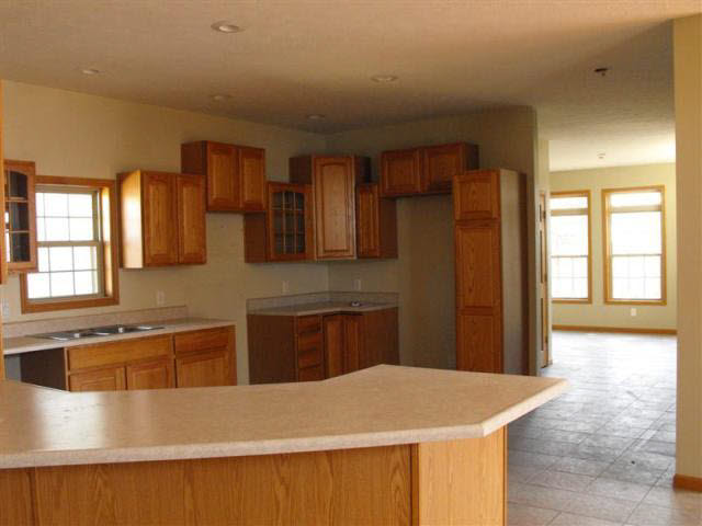 10487 North Grove Road Milford, IN 46542 - Photo 5 of 25 Gallery Image 5