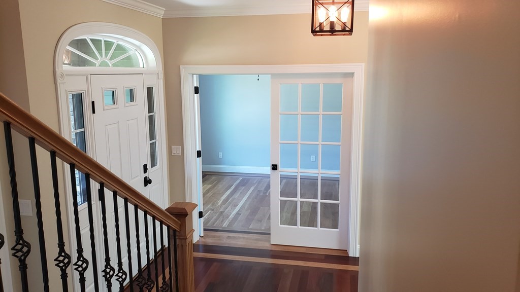 6 Quigley Road Southampton, MA 01073 - Photo 7 of 24 a view of wooden floor and windows