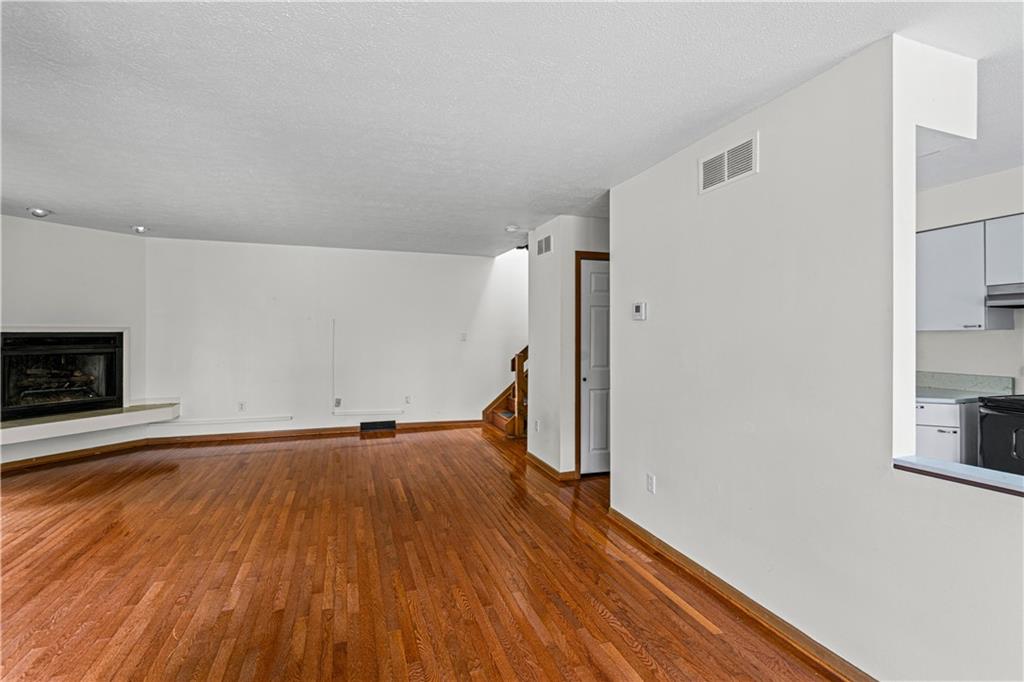 420 Spring Run Drive Monroeville, PA 15146 - Photo 8 of 43