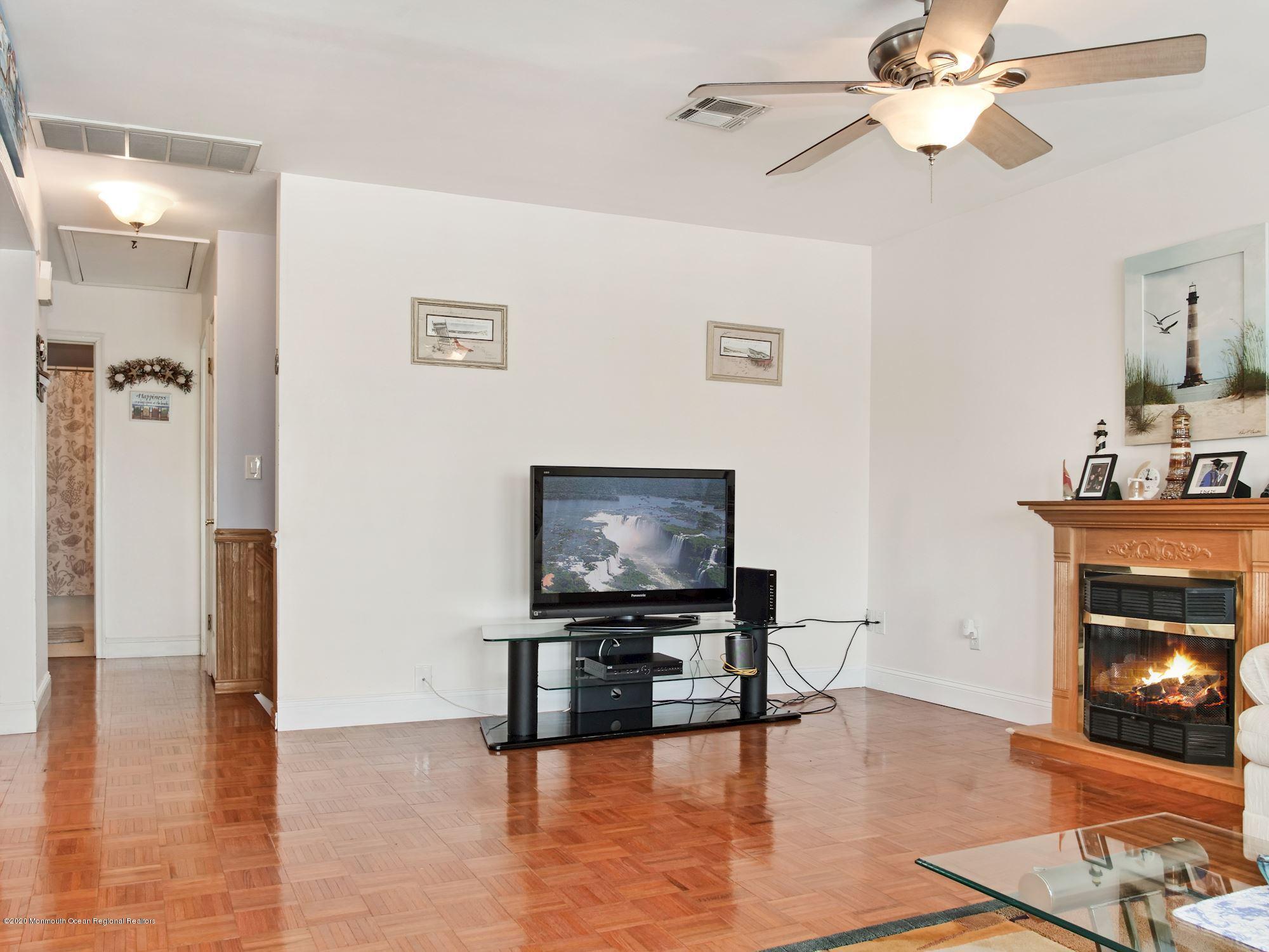 47 Topsail Road Brick, NJ 08723 - Photo 12 of 53 013_47_Topsail_Rd_294135_533829